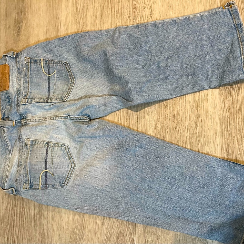 American Eagle Women’s Capris size 2